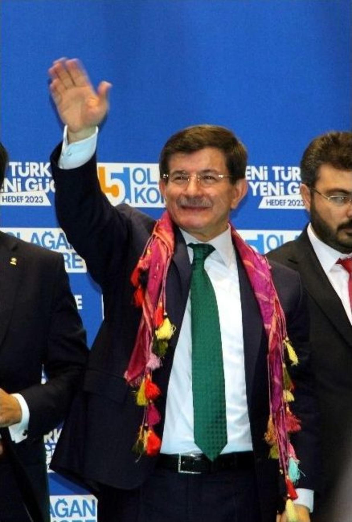 Başbakan Davutoğlu: &ldquo;her Birimiz Birer Menderes&rsquo;iz&rdquo;