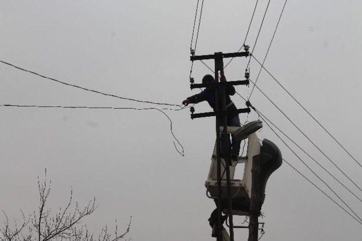 Başkent’te Gecekondu Yangını: 3 Yaralı G1