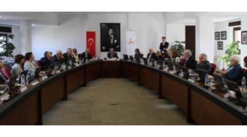 Demirtaş: &ldquo;&ouml;ncelik İngilizce &Ouml;ğrenimi&rdquo;