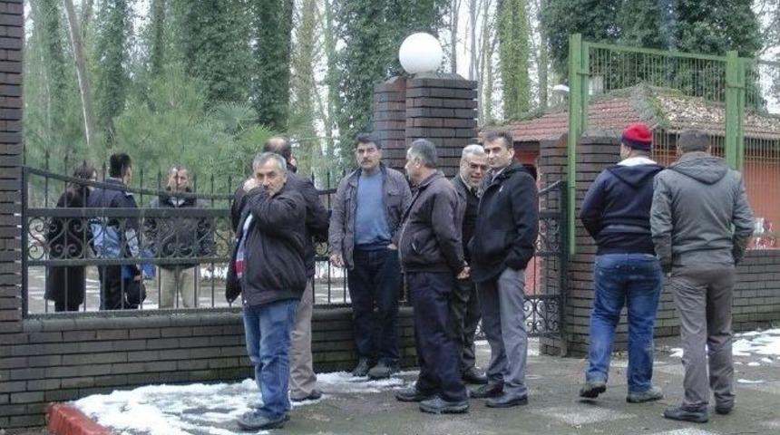 Tatil K&ouml;y&uuml;nde İkinci M&uuml;h&uuml;rleme Krizi