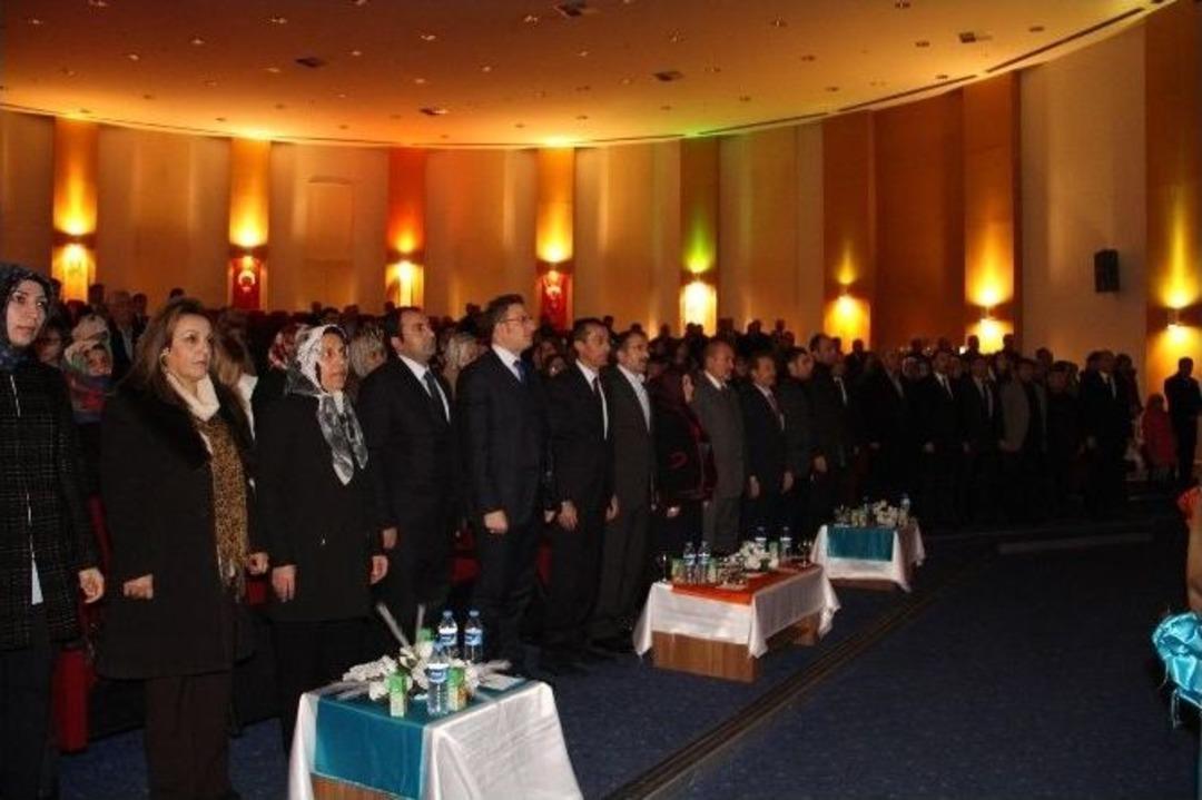 Ak Parti Paland&ouml;ken İl&ccedil;e Kadın Kolları 3. Olağan Genel Kurulu Yapıldı