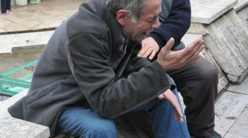 Kız Arkadaşının Terk Ettiği Madde Bağımlısı, Silahla Pencereye &Ccedil;ıktı