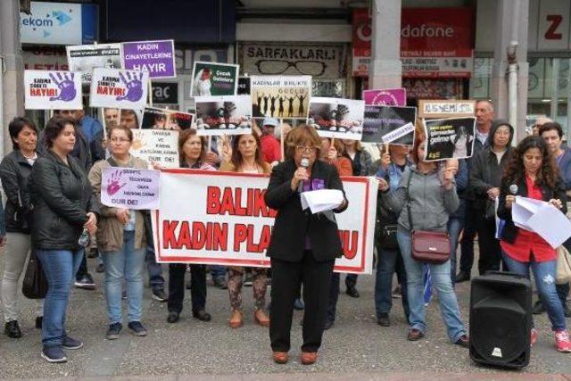 Balıkesir'de Kadınlardan, 'müftülere Nikah Yetkisi' Protestosu