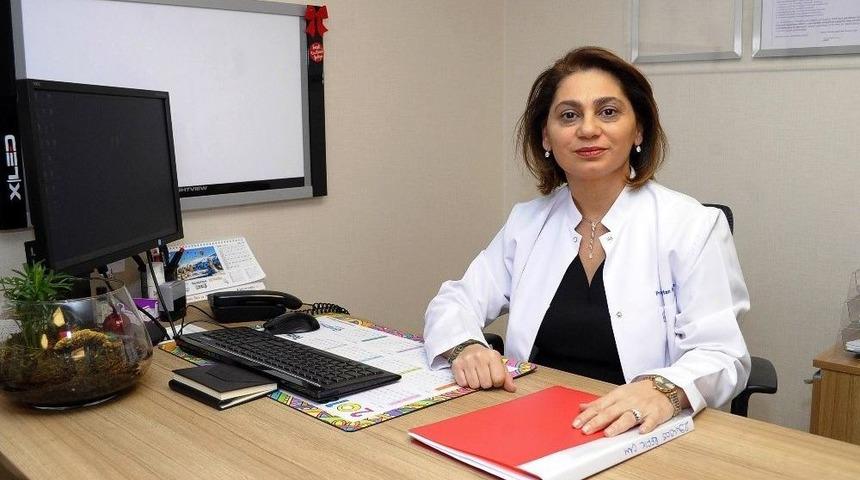 &rsquo;&rsquo;kanser İle M&uuml;cadelede Protein İle Yoğun Ve D&uuml;zenli Beslenmek &Ouml;nemli&rsquo;&rsquo;