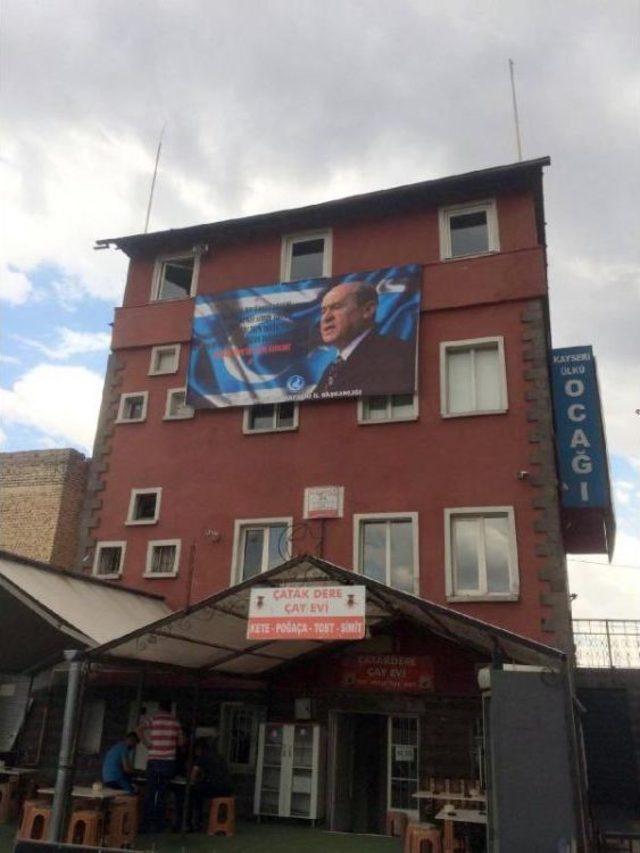 Bah&ccedil;eli&rsquo;Nin &Uuml;lk&uuml;c&uuml;lere Yaptığı Kerk&uuml;k &Ccedil;ağrısı Afiş Oldu 3