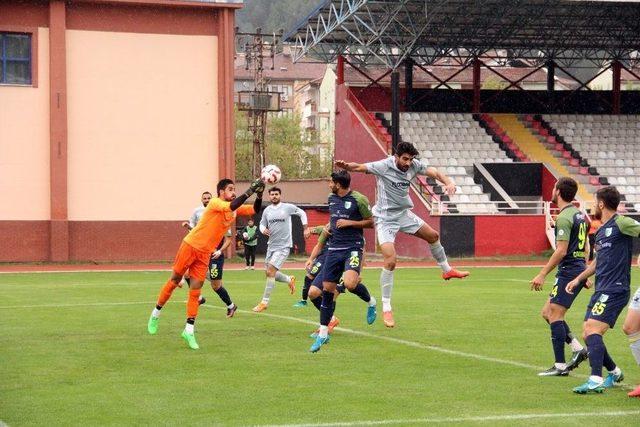 Tff 2. Lig: Kastamonuspor 1966: 3 - Bodrum Belediyespor: 1 2