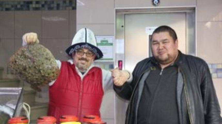 Kırgızistanlı Ulanberk Karadeniz Balığına Hayran