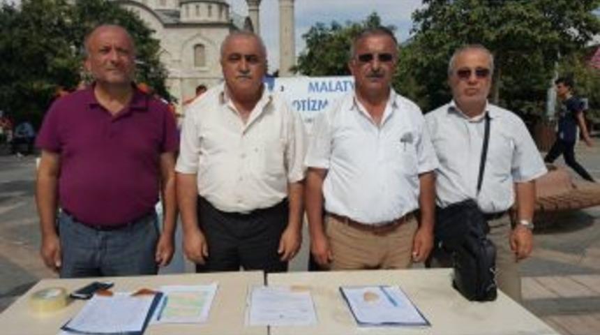 Otizm&rsquo;de Eylem Planı Uygulanması İ&ccedil;in İmza Kampanyası