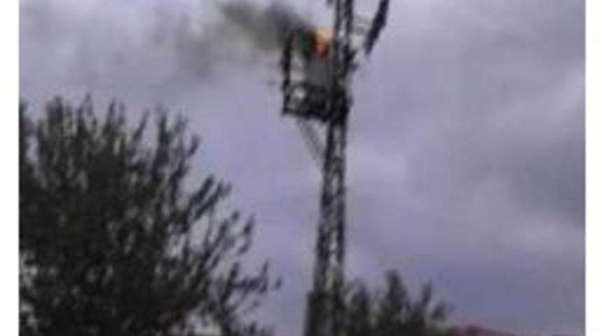 Patlayan Trafo Alev Alarak Yandı