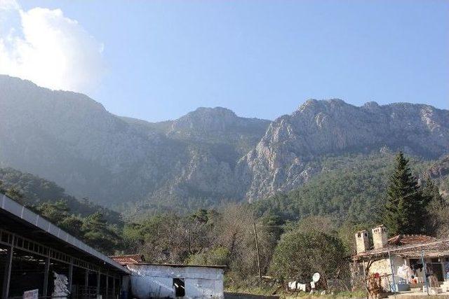 Bey Dağları’nda Kaybolan Turistleri Arama Çalışmaları Sürüyor