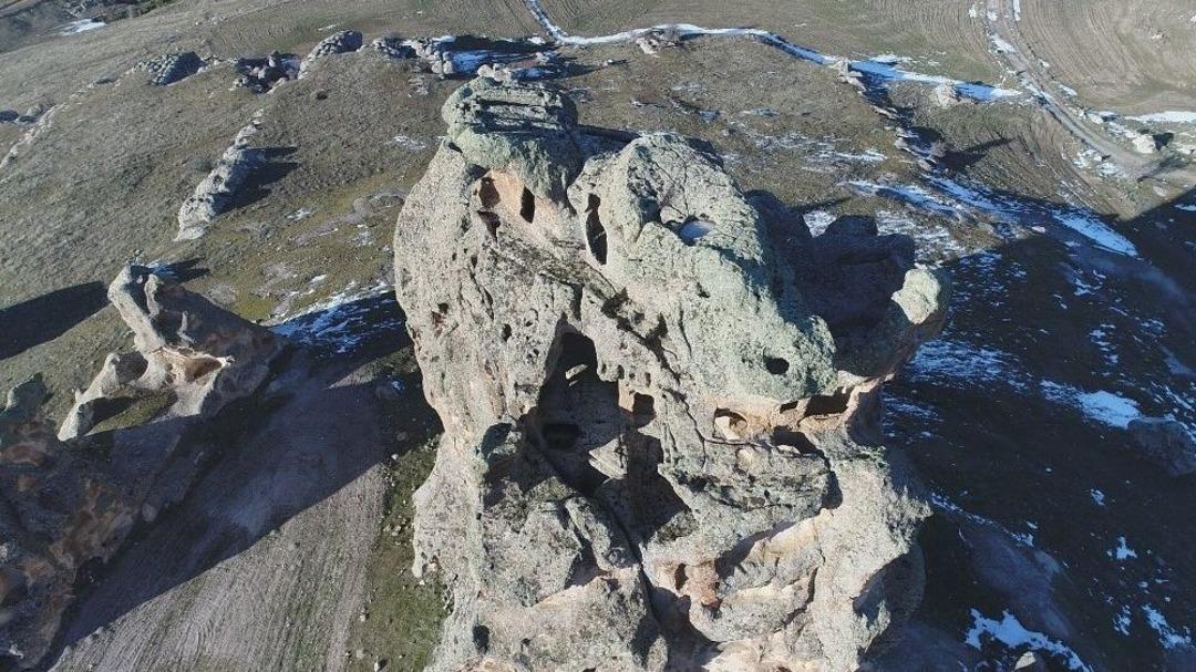 Kral Midas&rsquo;ın Kızının Yaşadığı Kale; Doğanlıkale