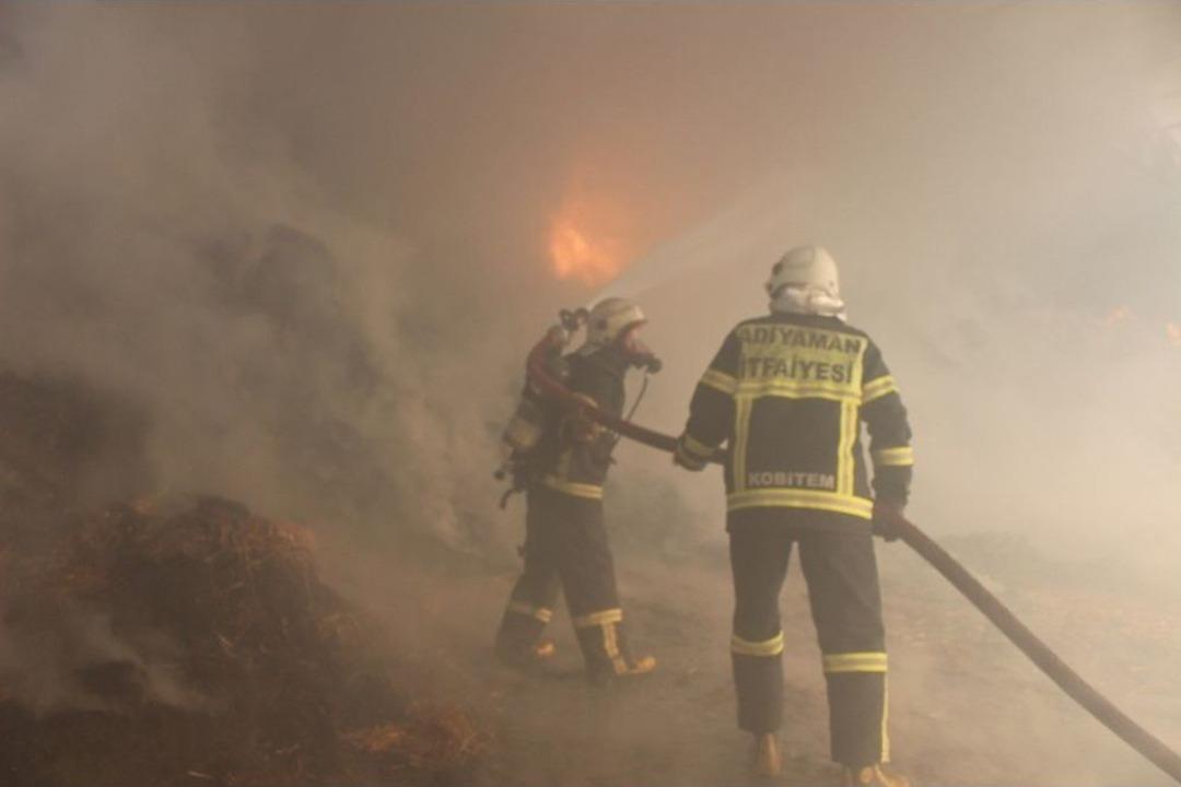 Besi &Ccedil;iftliğinde Yangın
