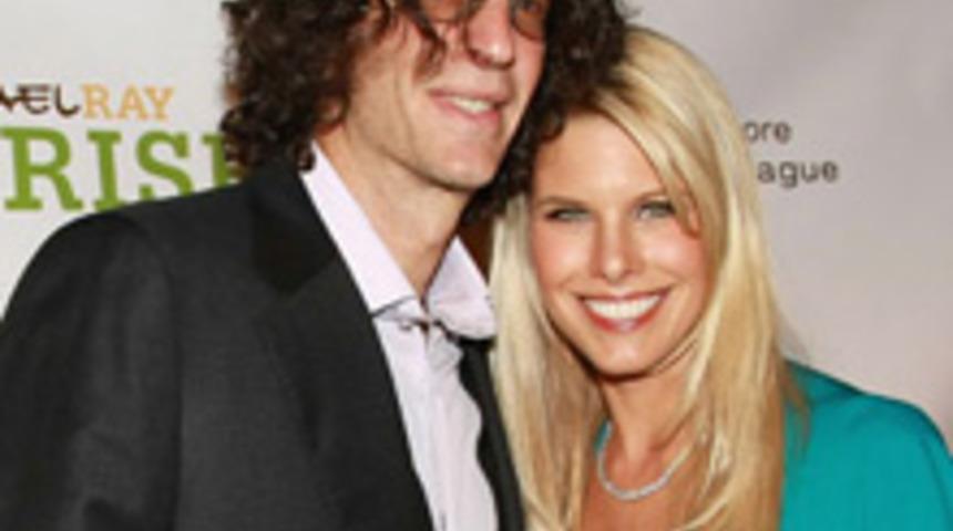 K&ouml;t&uuml; &Ccedil;ocuk Howard Stern Evlendi