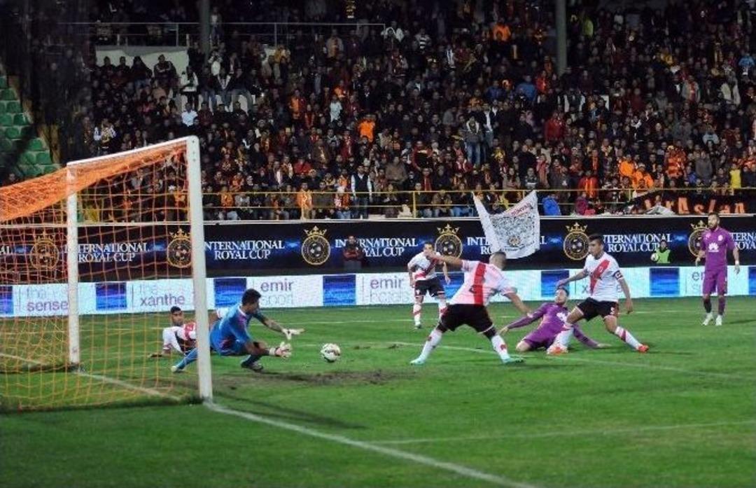 Galatasaray Penaltılarda Elendi