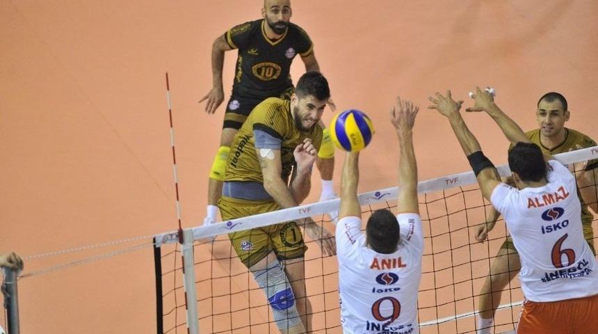 Voleybol Efeler Ligi: İneg&ouml;l Belediyespor: 3 - Jeopark Kula Belediyespor: 1