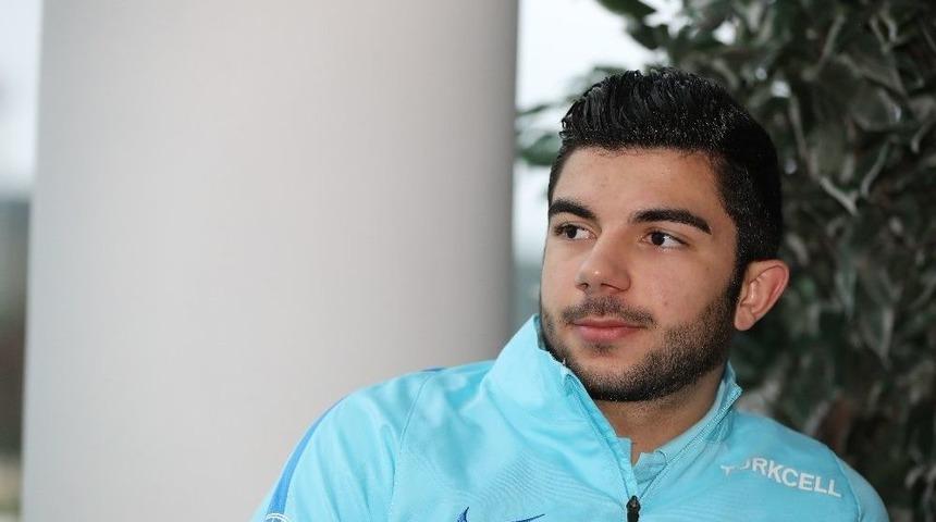 Muhayer Oktay: "kendimi Futbola Adadım"