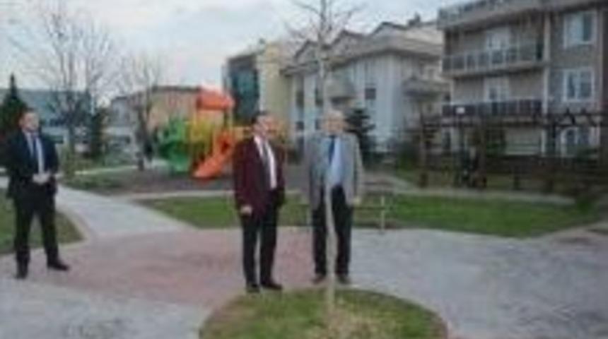 Başkan Doğan Hocalı Şehitleri Anıtında İncelemelerde Bulundu