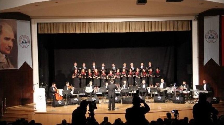 Avukatlardan T&uuml;rk Sanat M&uuml;ziği Konseri