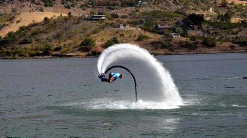 T&uuml;rkiye Su Jeti Ve Flyboard Şampiyonası'nın 3'&uuml;nc&uuml; Ayağı Tamamlandı