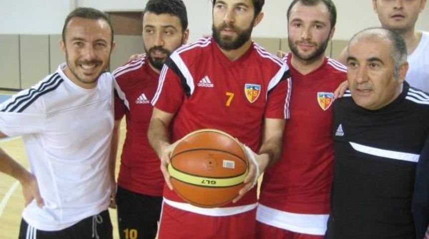 Kayserispor Kampta Basketle Stres Atıyor