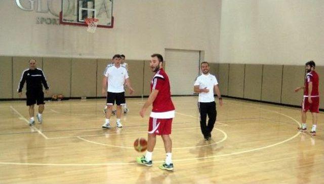 Kayserispor Kampta Basketle Stres Atıyor