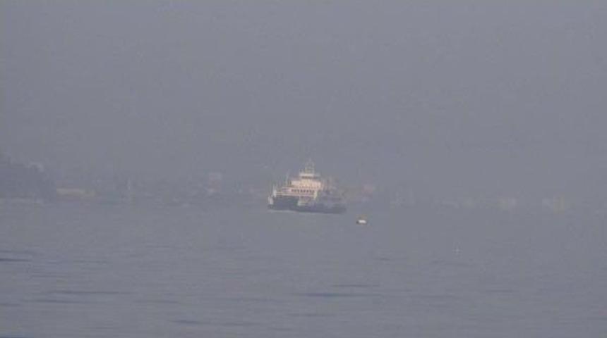 &Ccedil;anakkale Boğazı, Sis Nedeniyle Ge&ccedil;işe Kapatıldı