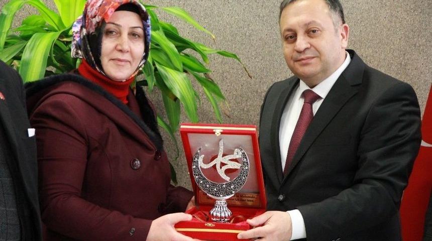 T&uuml;rkiye Gaziler Ve Şehit Aileleri Vakfı Van Şubesinden Akdoğan&rsquo;a Ziyaret