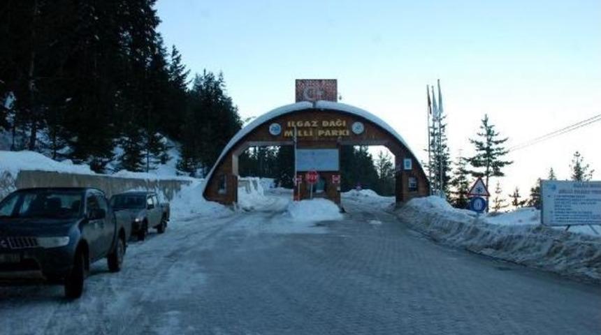 Hafta Sonu Dolup Taşan Ilgaz, S&ouml;mestr Tatiline Hazır (2)