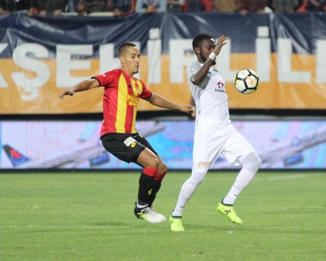 S&uuml;per Lig: G&ouml;ztepe: - Medipol Başakşehir: 2 (ilk Yarı)