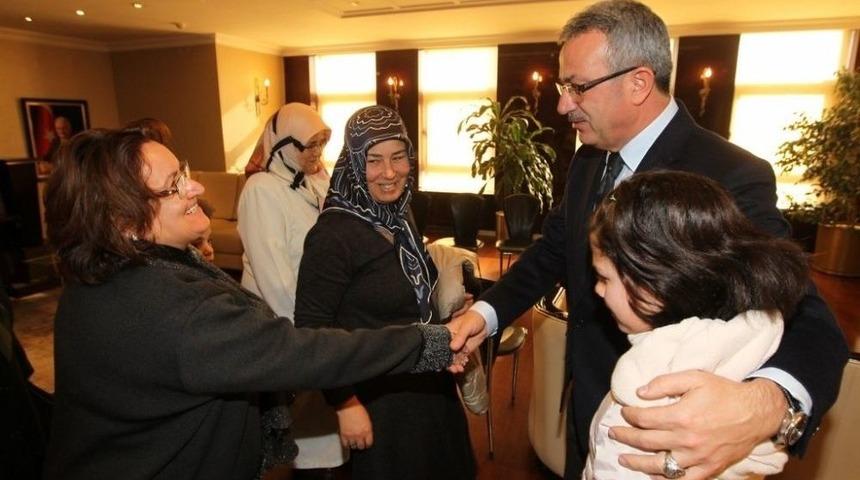 Başkan K&ouml;şker Şehit Ailelerini Ağırladı