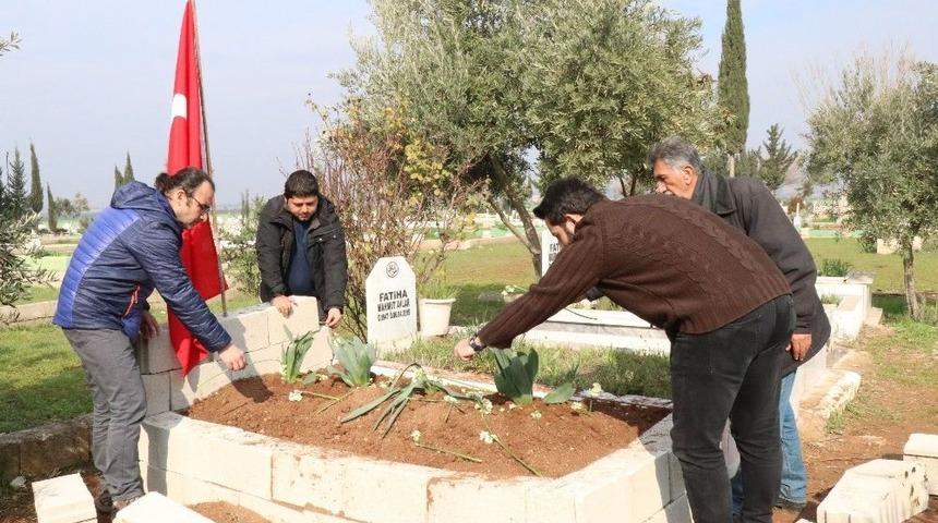 Fatma Avlar Ağabeyinin Mezarının Yakınına Defnedildi