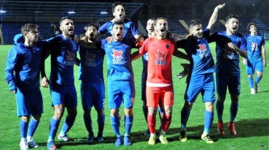 Karacabey Birlikspor-B&uuml;y&uuml;k&ccedil;ekmece Tepecikspor: 2-0