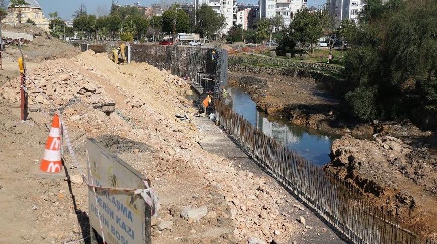 İl Sağlık Müdürlüğü Kavşağına Hemzemin Yonca Çalışması Başladı