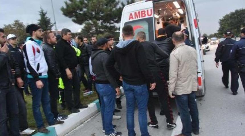 K&uuml;tahyaspor - Tavşanlı Linyitspor Ma&ccedil;ı Sonrasında Taraftar Kavgası