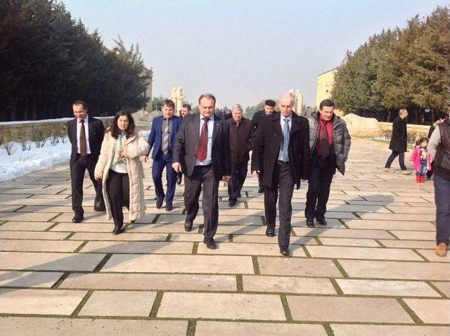 Başkanlar Tika, Anıtkabir Ve Gökçek’i Ziyaret Ettiler 2