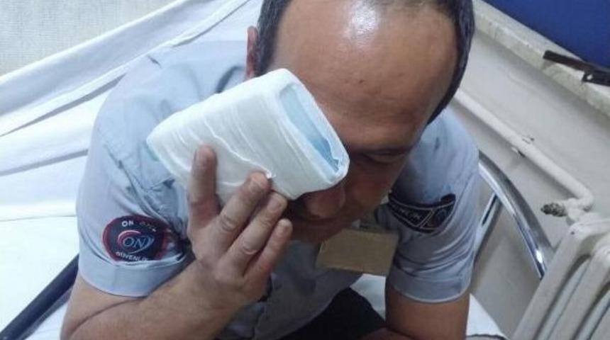 Hasta Yakınları Güvenlik Görevlilerine Saldırdı