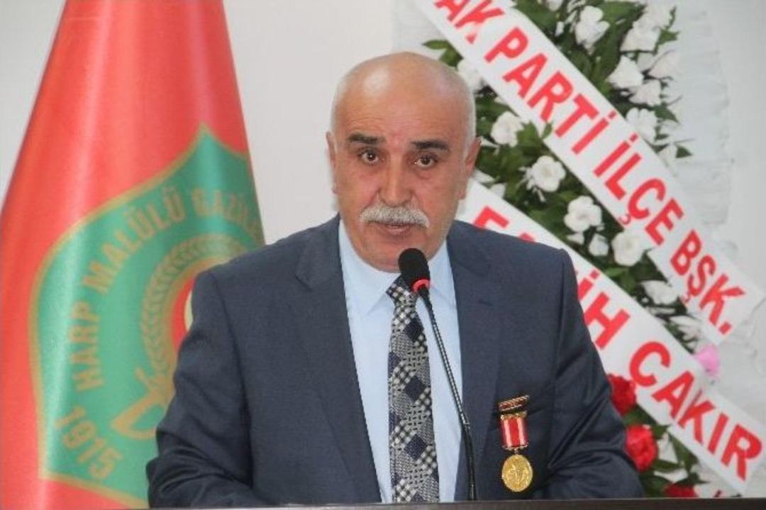 T&uuml;rkiye Harp Malul&uuml; Gaziler Şehit Dul Ve Yetimleri Derneği Kongresi