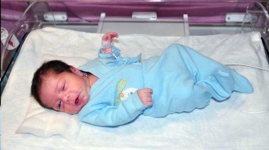 Suriyeli Bebekler Meram Tıp&rsquo;ta Işığa Kavuştu