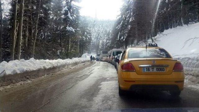 Uludağ Keyfi Trafik Çilesine Döndü