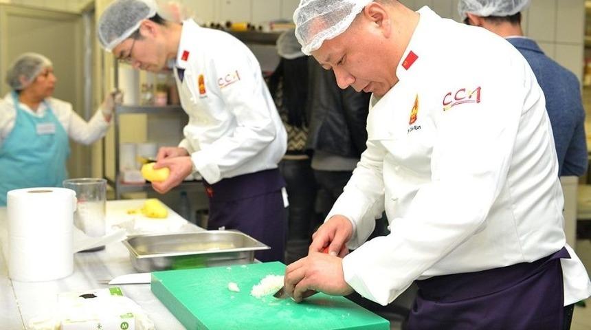 &Ccedil;inli Aş&ccedil;ılar Maltepe&rsquo;de H&uuml;nerlerini Sergiledi