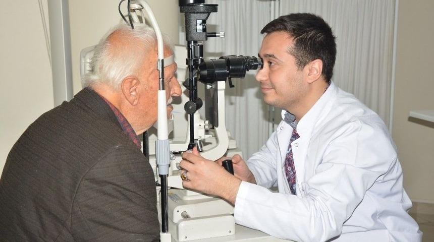 Katarakta Bağlı G&ouml;z Tansiyonuna Dikkat