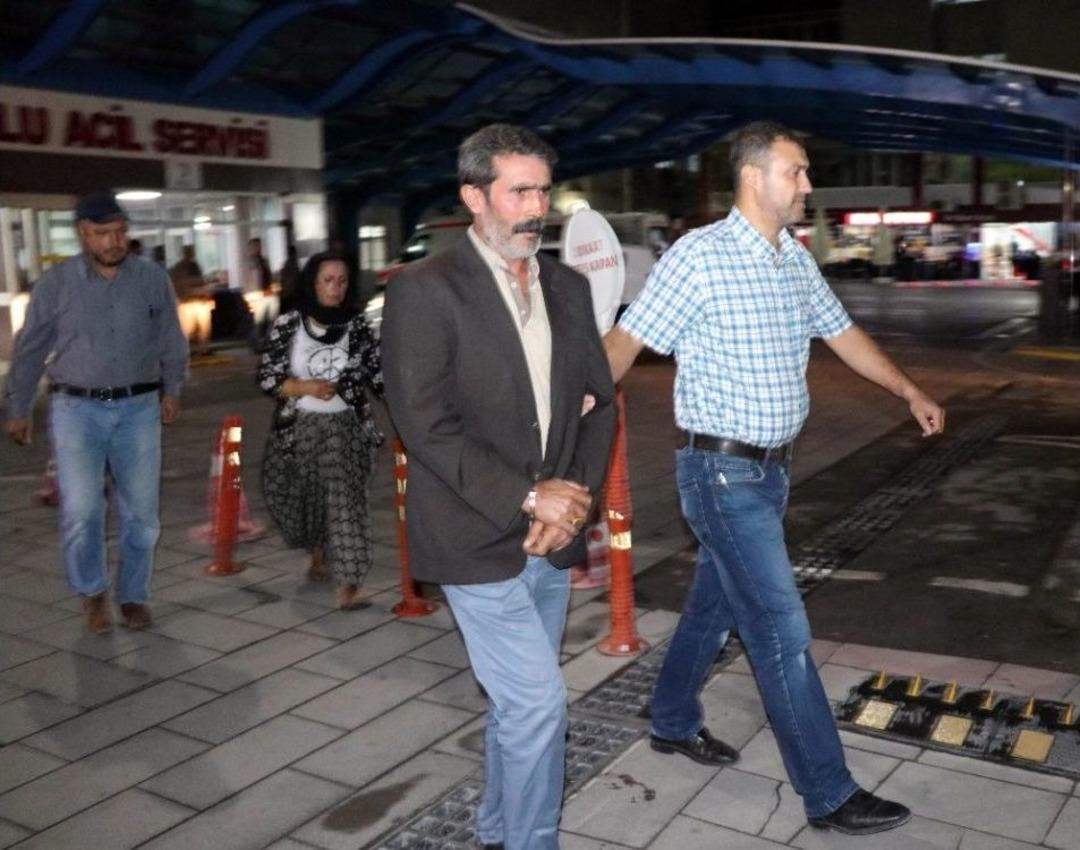 Uyuşturucu Satıcısı Karı Koca Polis Baskınında G&ouml;zaltına Alındı