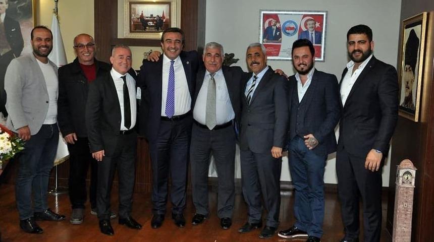 Başkan &Ccedil;etin&rsquo;den Oto Galericilere Destek