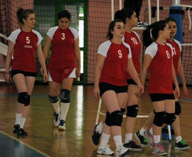 Voleybol Elemeleri Yozgat&rsquo;ta Devam Ediyor 1
