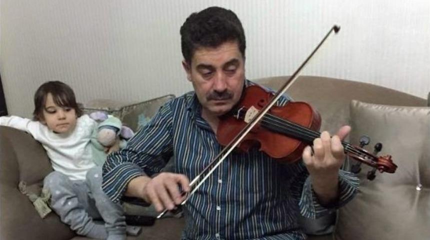 Sanat&ccedil;ı Bakan Yardımcısı