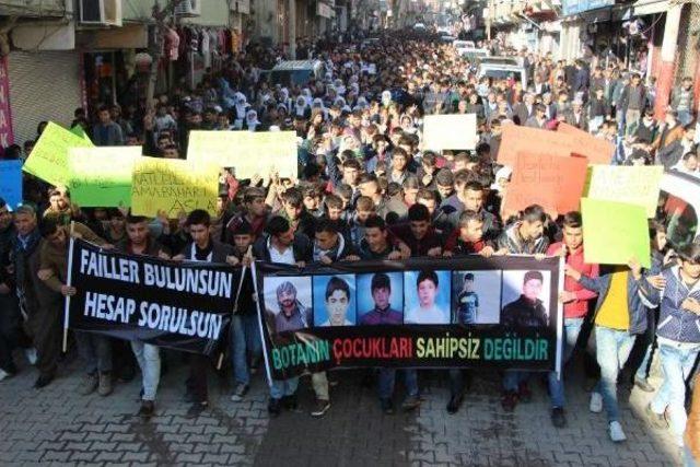 Cizre Olayları Silopi de Y&uuml;r&uuml;y&uuml;şle Protesto Edildi 1
