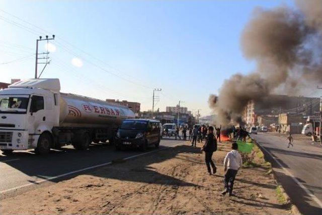 Cizre Olayları Silopi de Y&uuml;r&uuml;y&uuml;şle Protesto Edildi 3