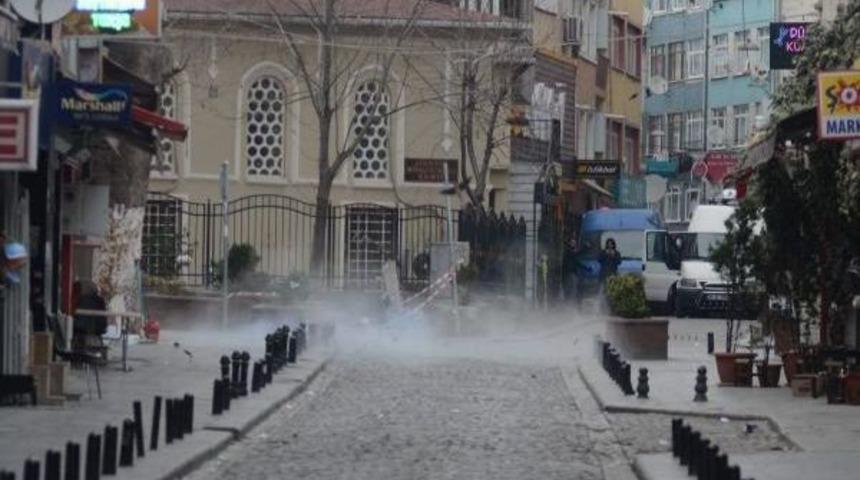 Kasımpaşa&rsquo;Da Bomba Paniği