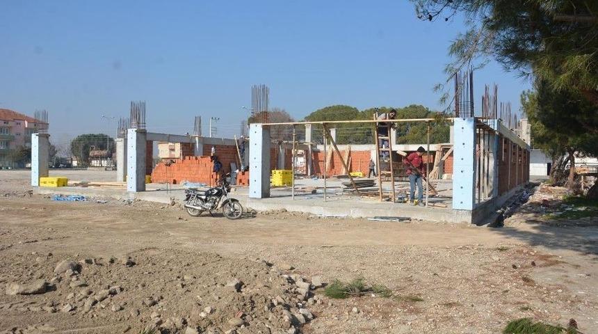 Karaağa&ccedil;lı D&uuml;ğ&uuml;n Salonu Hızla Y&uuml;kseliyor