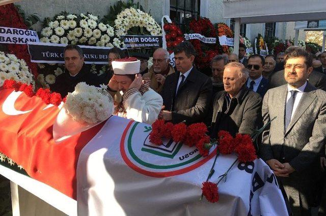 Eski İstanbul Barosu Başkanı Kazım Kolcuoğlu Son Yolculuğuna Uğurlandı